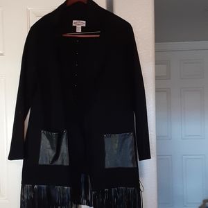 Oluver Wool Buttonless Wrap with Leather